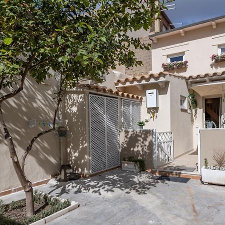 Vila Loft 35 - Private Parking Quartu SantʼElena Exteriér fotografie