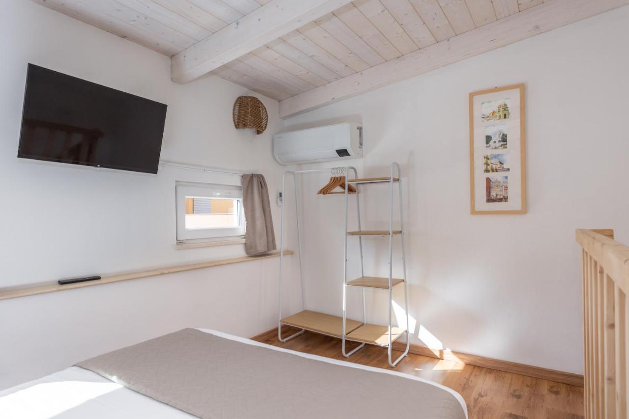Vila Loft 35 - Private Parking Quartu SantʼElena Exteriér fotografie